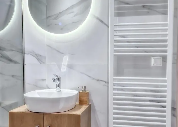 Arachova's Experience M3 Arachova